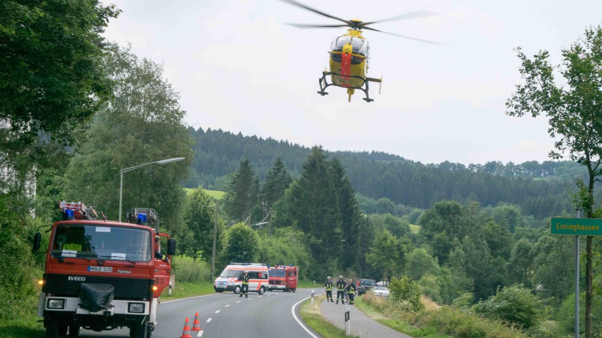 Bei einem Unfall kann die Anwendung Erster Hilfe wichtig für das Überleben des Verletzten sein. von Symbol Nils Dinkel