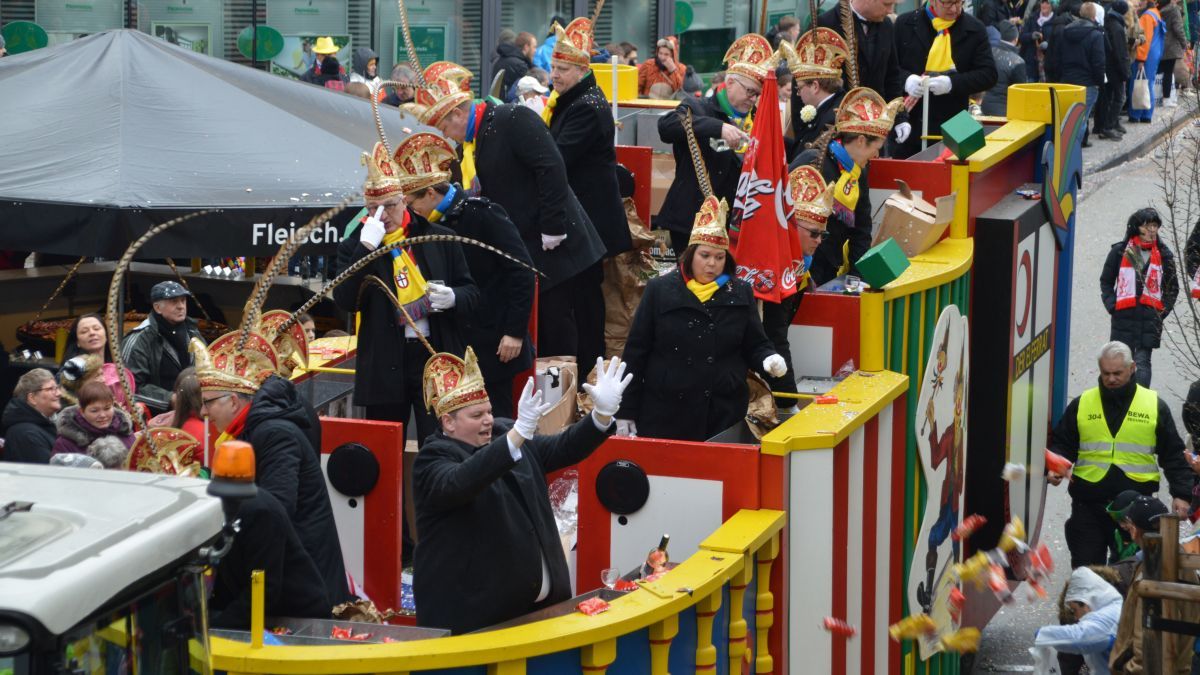Attendorn ist die Karnevalshochburg im Kreis Olpe. von Barbara Sander-Graetz
