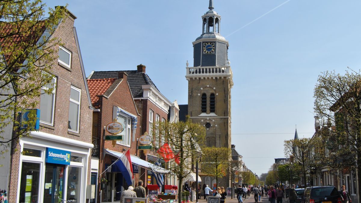 In die niederländische Partnerstadt Joure (hier die Midstraat) reist das Drolshagener Partnerschaftskomitee Anfang März. von privat