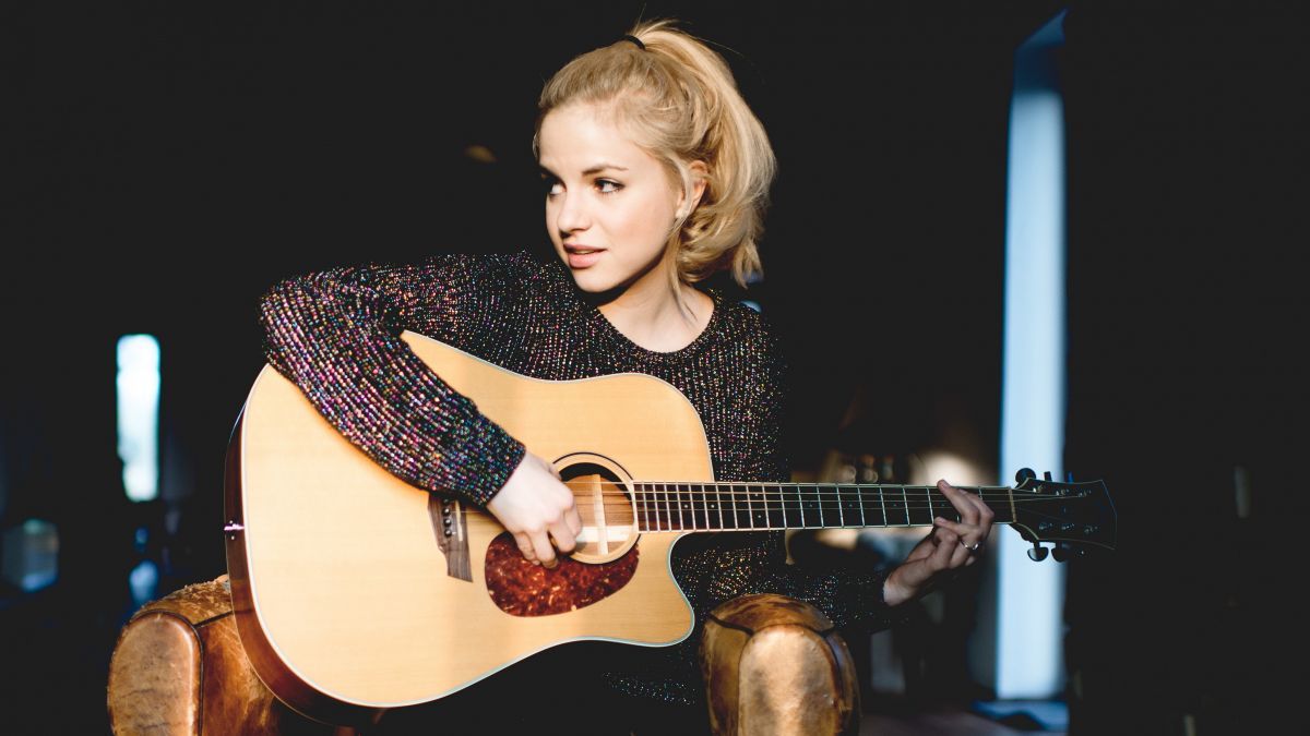 Am Freitag, 6. März, kommt Julia Engelmann in die Sauerlandhalle. von Marta Urbanelis