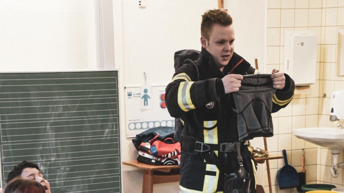 Die Feuerwehr Lennestadt geht neue Wege in Sachen Brandschutzerziehung. von Feuerwehr Lennestadt