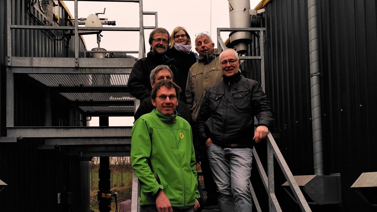 Die Ratsfraktion der Grünen hat sich jetzt über die Biogas-Anlagen in Grevenbrück informiert. von privat