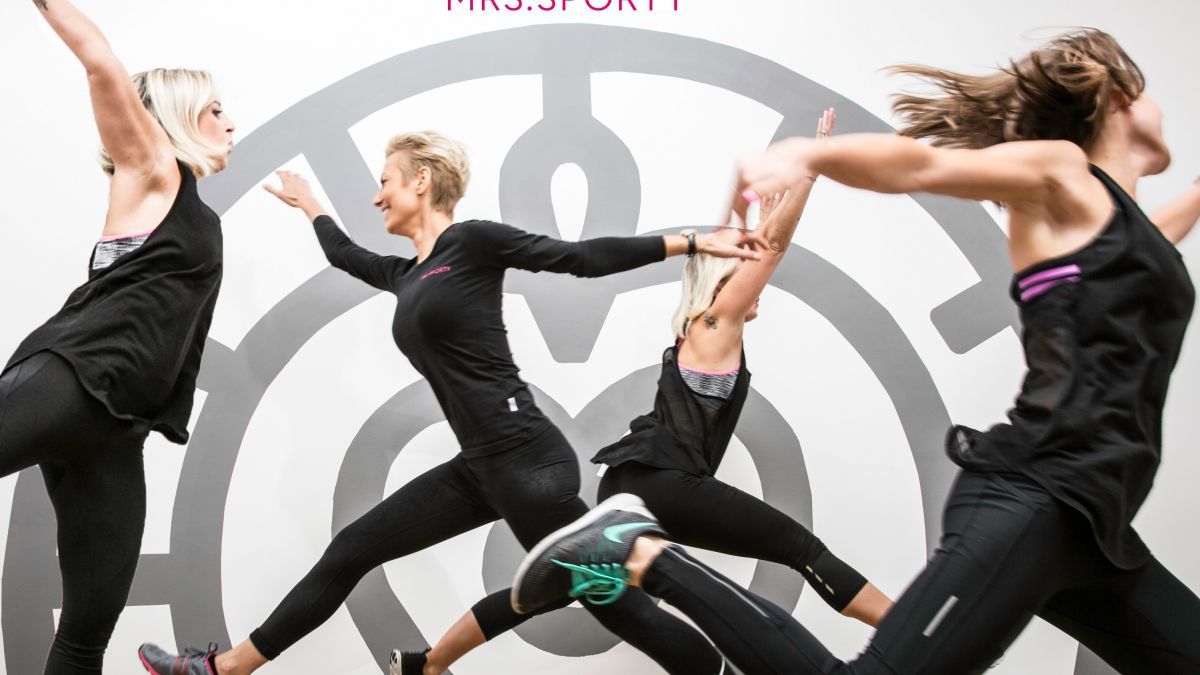 Landesweit geschlossene Fitnessstudios aufgrund des Coronavirus: Mrs.Sporty unterstützt mit Trainingsprogrammen und persönlicher Betreuung Frauen zuhause. von ©Mrs.Sporty