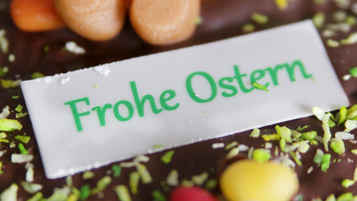 Der Pfarrgemeinderat Helden wünscht frohe Ostern und lädt zum Emmaus-Gang ein. von Christine Schmidt
