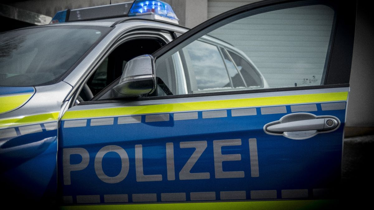  von Symbol Nils Dinkel