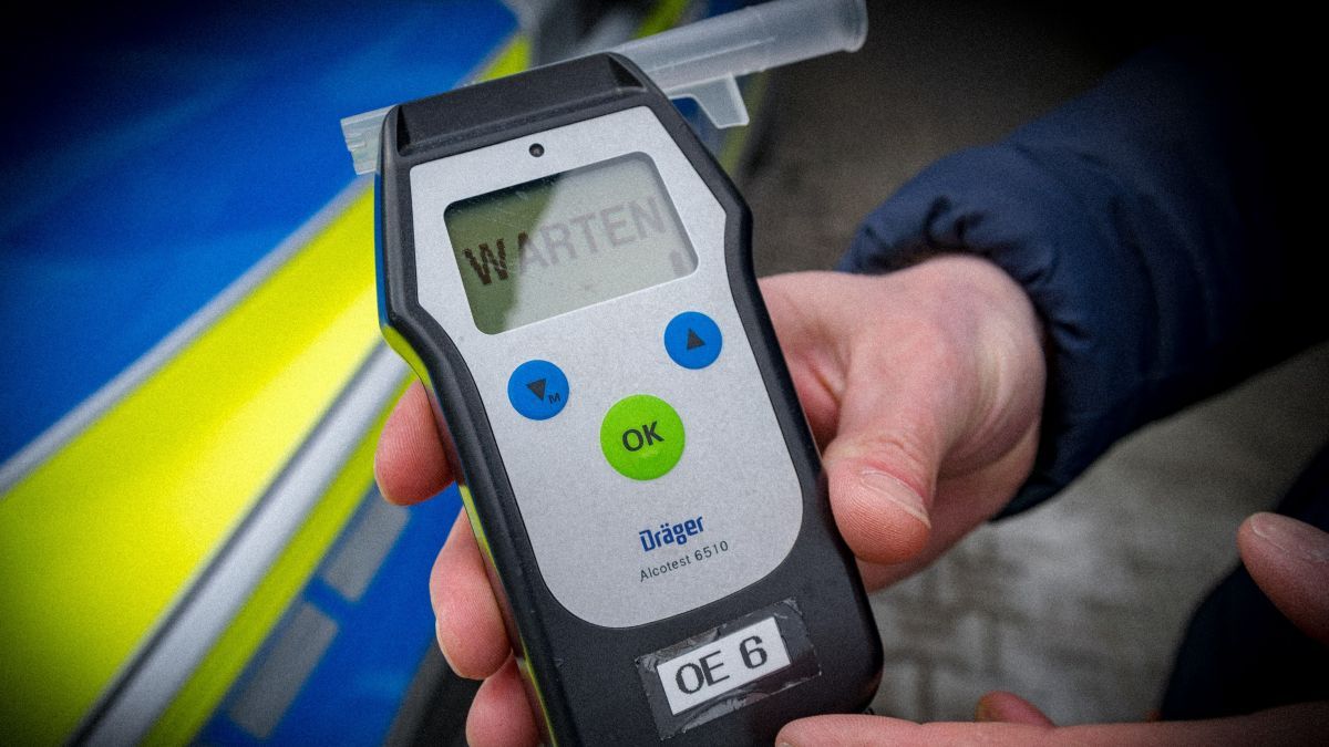  von Symbol Nils Dinkel