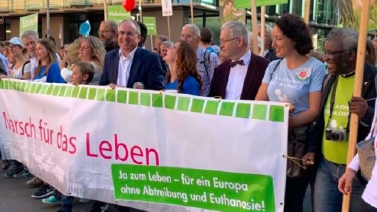 Im vergangenen Jahr gingen viele Menschen für das Recht auf Leben auf die Straße. von privat