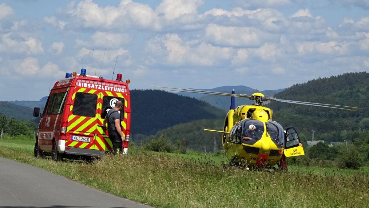 Ein Rettungshubschrauber wurde vorsorglich alarmiert. von Sigrid Mynar