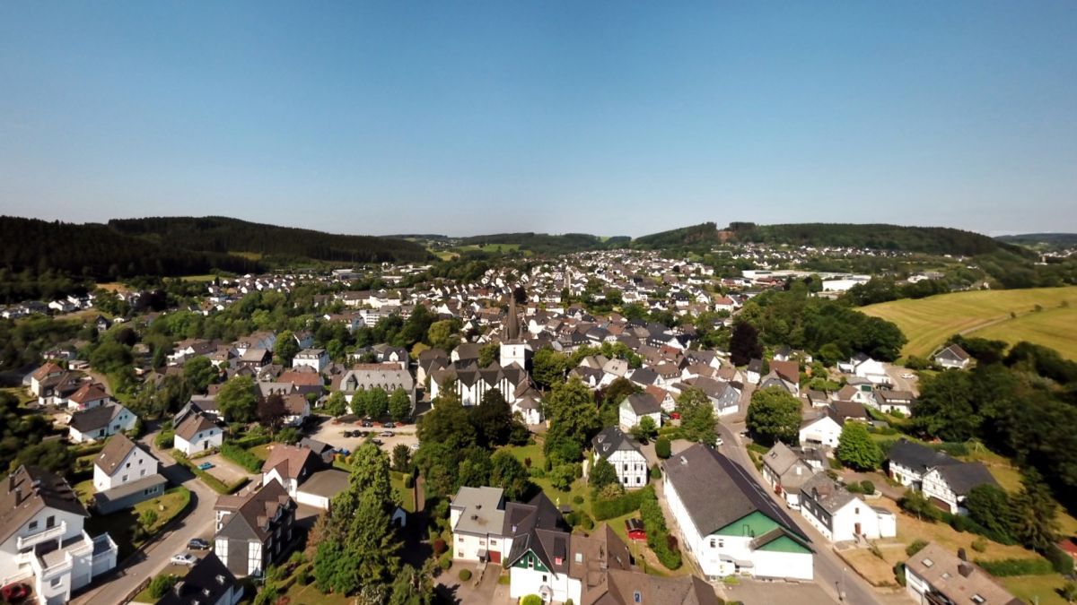 Die Stadt Drolshagen lobt wieder den Klimaschutzpreis aus. von Symbol Thomas Fiebiger