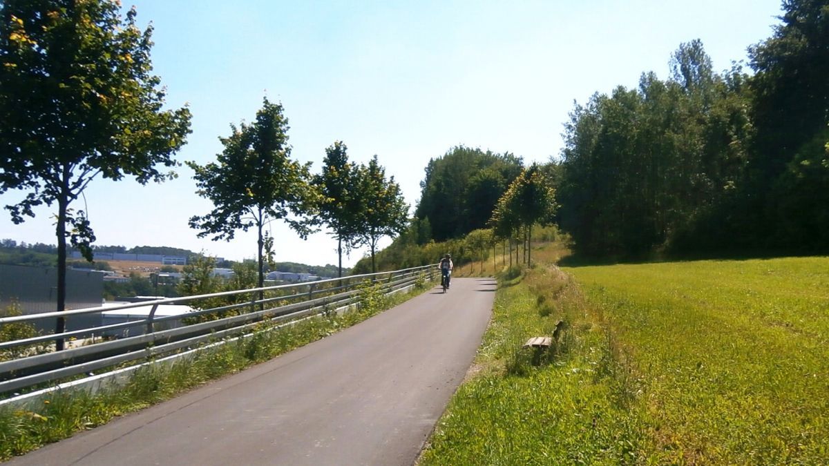 Freie Fahrt herrscht wieder auf dem Radweg zwischen Rüblinghausen und Saßmicke. von Stadt Olpe