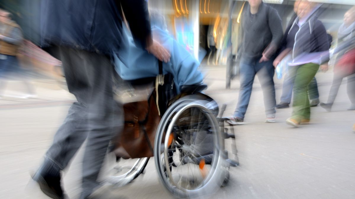 Das Ziel des Inklusionsschecks ist es, dass Miteinander von behinderten und nichtbehinderten Menschen zu stärken. von © Gerhard Seybert / lia