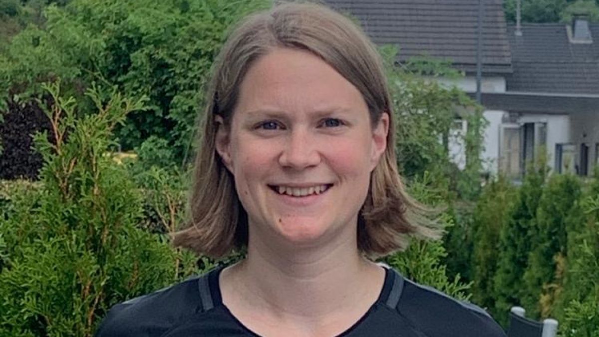 Nicole Hoffmann mit der Tor-Aktie der SG Albaum/Heinsberg. von privat