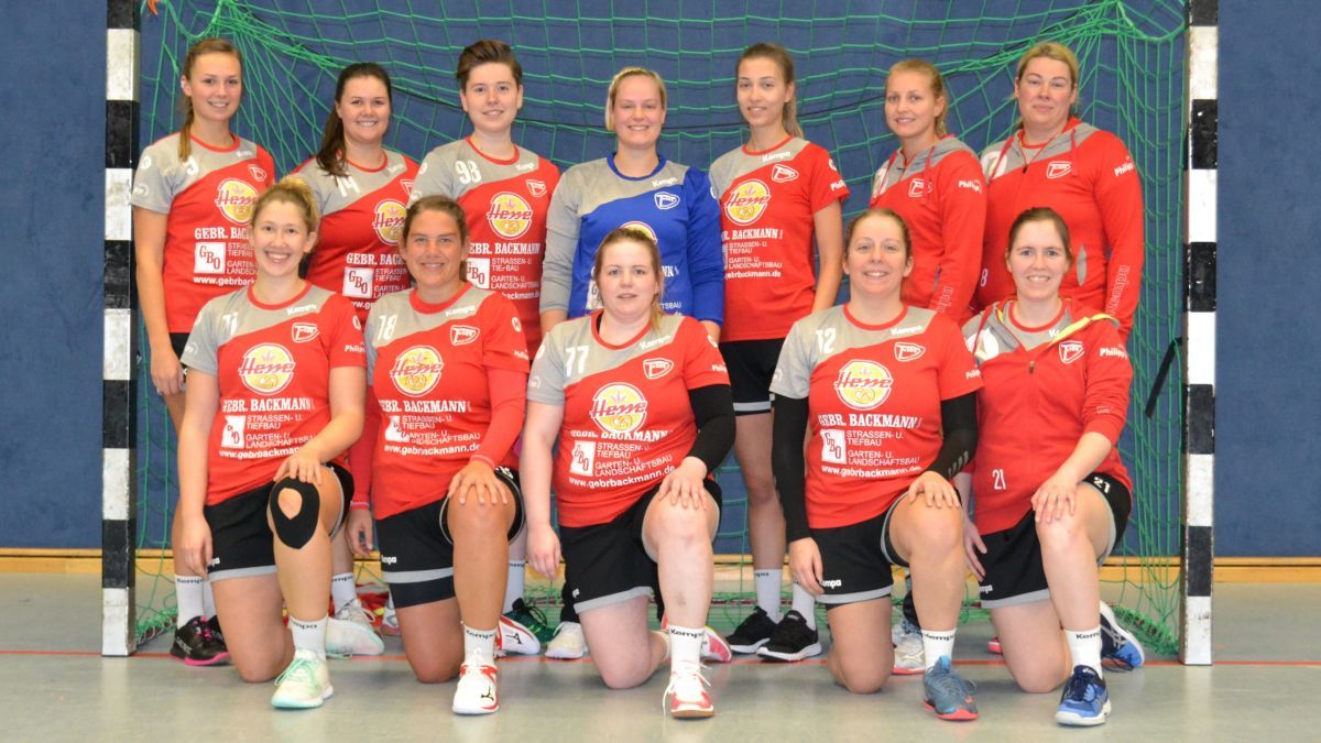 Auch die Handballdamen des TuS Drolshagen können wieder in den städtischen Sporthallen trainieren. von privat