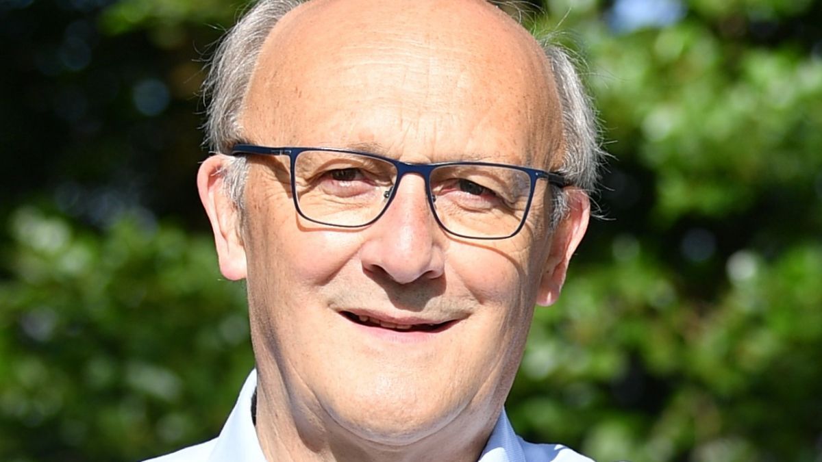 Dietmar Heß, seit 1997 Bürgermeister in Finnentrop. von privat