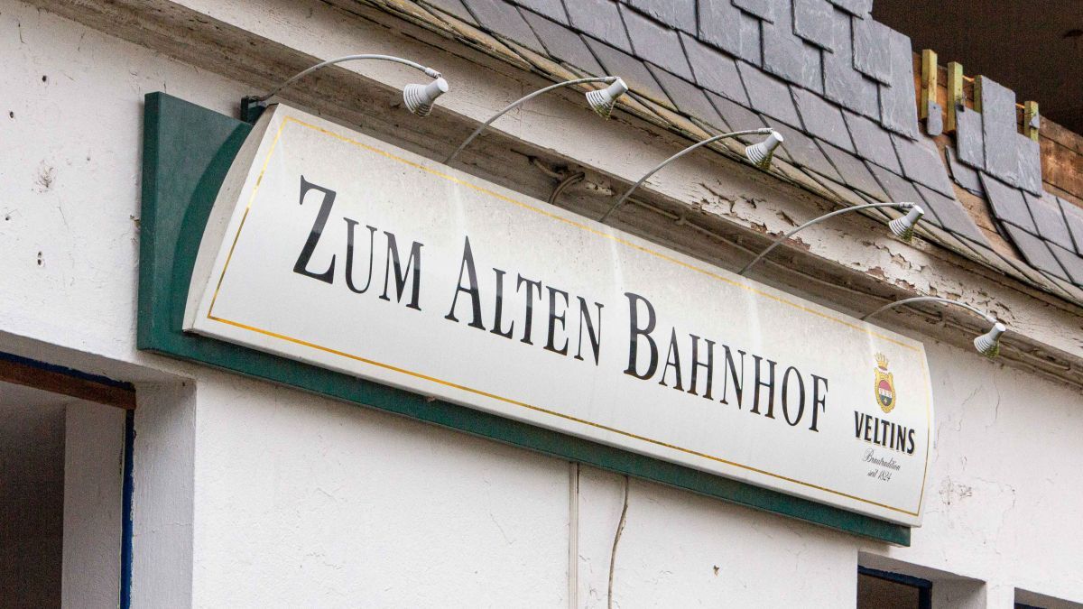 Am Meggener Bahnhof soll weiter nach den Incler-Plänen gearbeitet werden. von Nils Dinkel