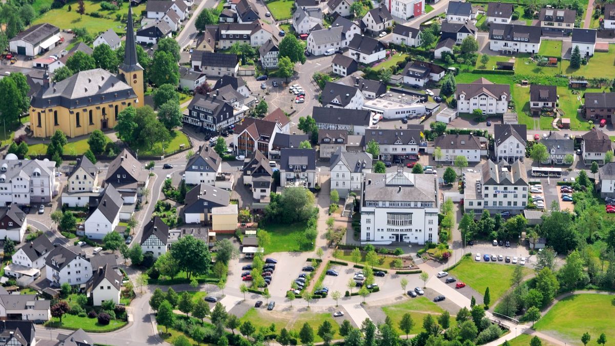 Für den historischen Ortskern von Wenden soll ein neuer Bebauungsplan erarbeitet werden. von Gemeinde Wenden