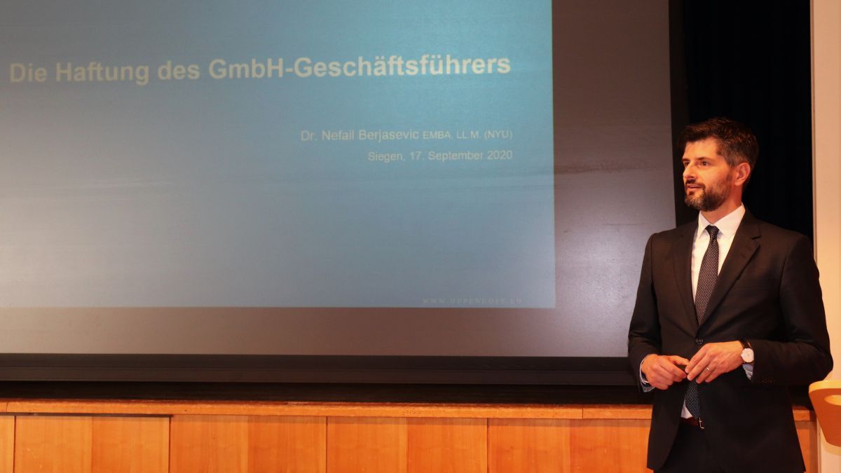 Dr. Nefail Berjasevic referierte über „Die Haftung des GmbH-Geschäftsführers – Pleiten, Pech & Pannen“. von Kreishandwerkerschaft Westfalen-Süd