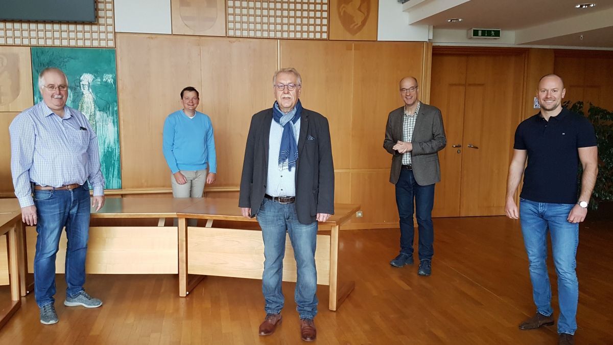 Wolfgang Solbach, Patrick Bredebach, Martin Solbach,
Bernd Arns und Christian Stock (von links nach rechts). Es fehlen Matthias Quast und Johannes Eichert. von privat