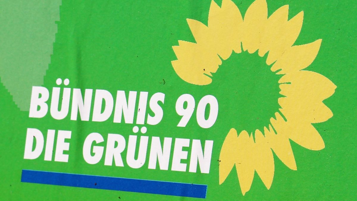 Die Fraktion der Lennestädter Grünen sind über das aktuelle Infektionsgeschehen beunruhigt und haben zahlreiche Fragen an Bürgermeister Stefan Hundt gestellt. von Patricia Korn