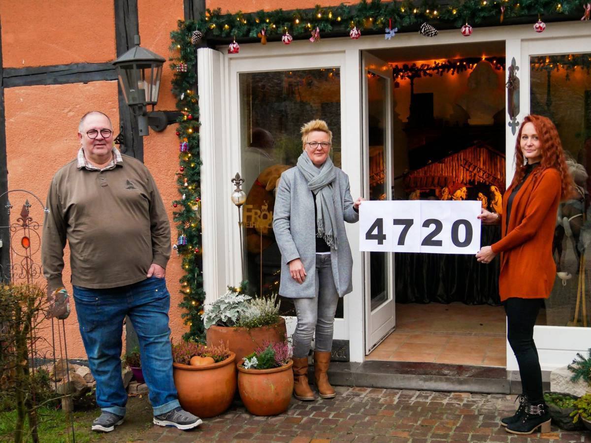 Die Foto-Spendenaktion in Oberhundem bringt einen Erlös von 4.720 Euro. von Celine Kebben