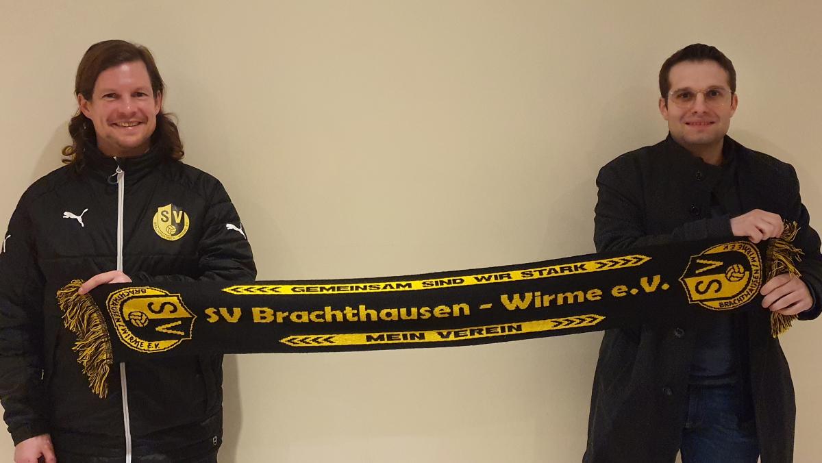 Dominic Mues (l.) und Simon Wommelsdorf freuen sich auf ihre Traineraufgabe beim SV Brachthausen-Wirme. von privat