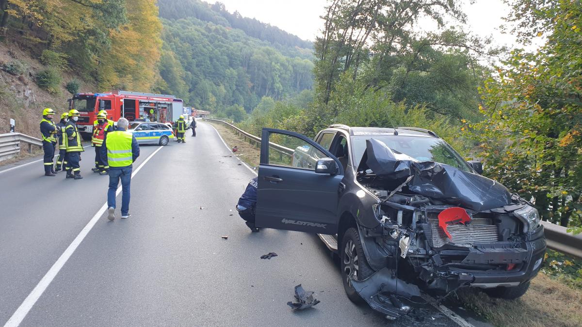 Der Unfall ereignete sich am Montag, 21. September 2020, auf der B 236 zwischen Rönkhausen und Lenhausen. von Kai Osthoff