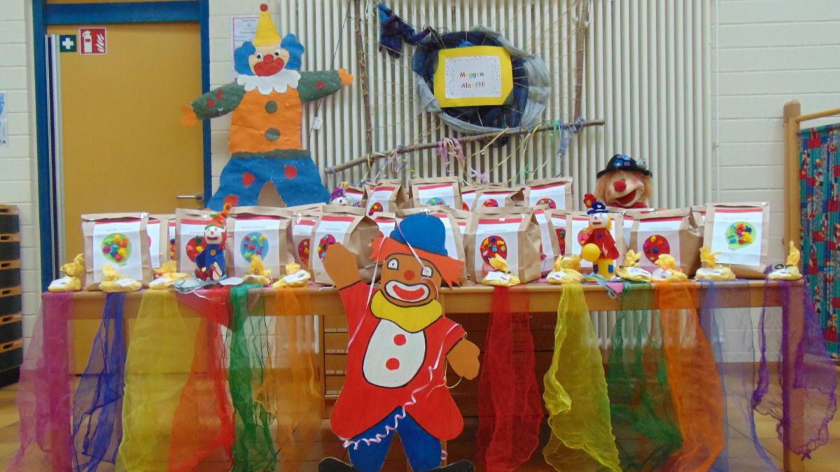 Die Kinder des Kindergartens St. Bartholomäus in Meggen können sich auf kleine Überraschungstüten freuen von privat