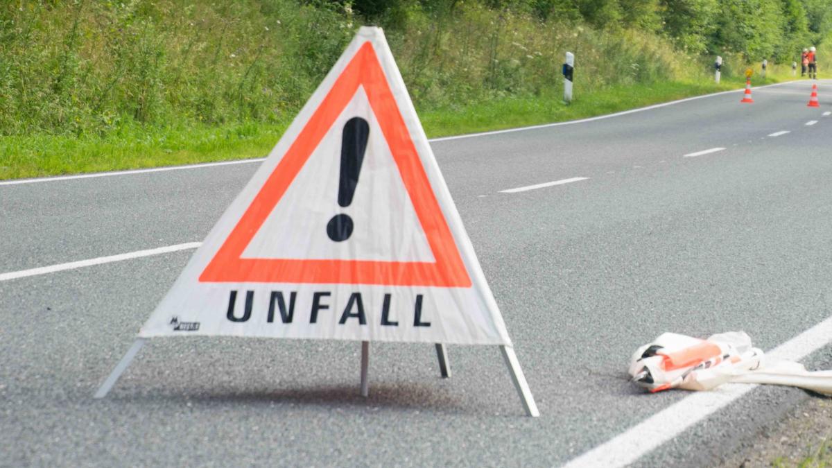 Polizei, Unfall, Einsatz, Blaulicht von Nils Dinkel