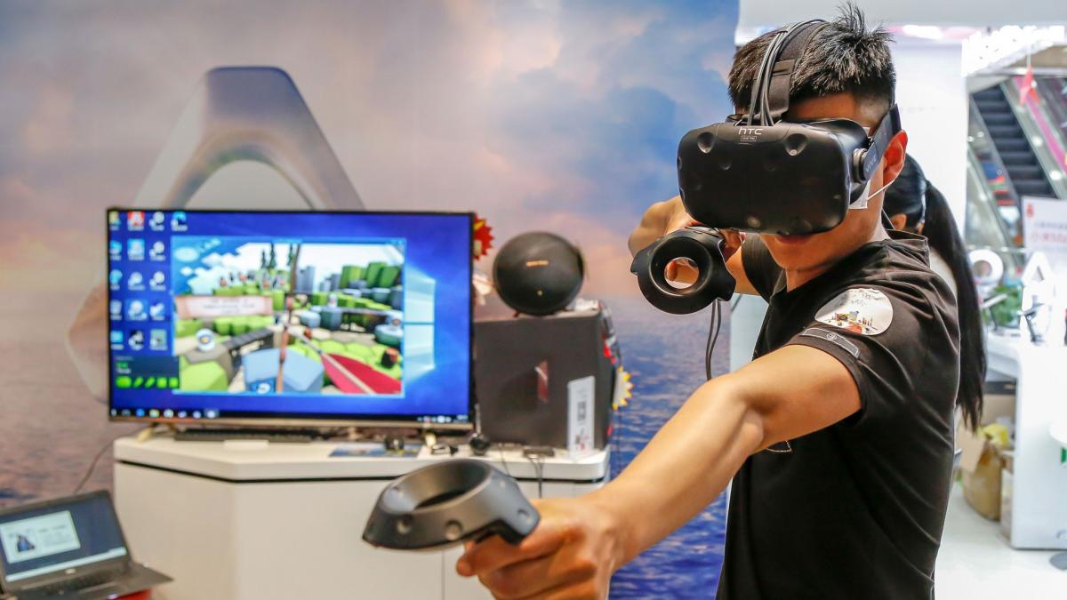In der Infotastic Academy können alle in die virtuelle Welt eintauchen.  von privat