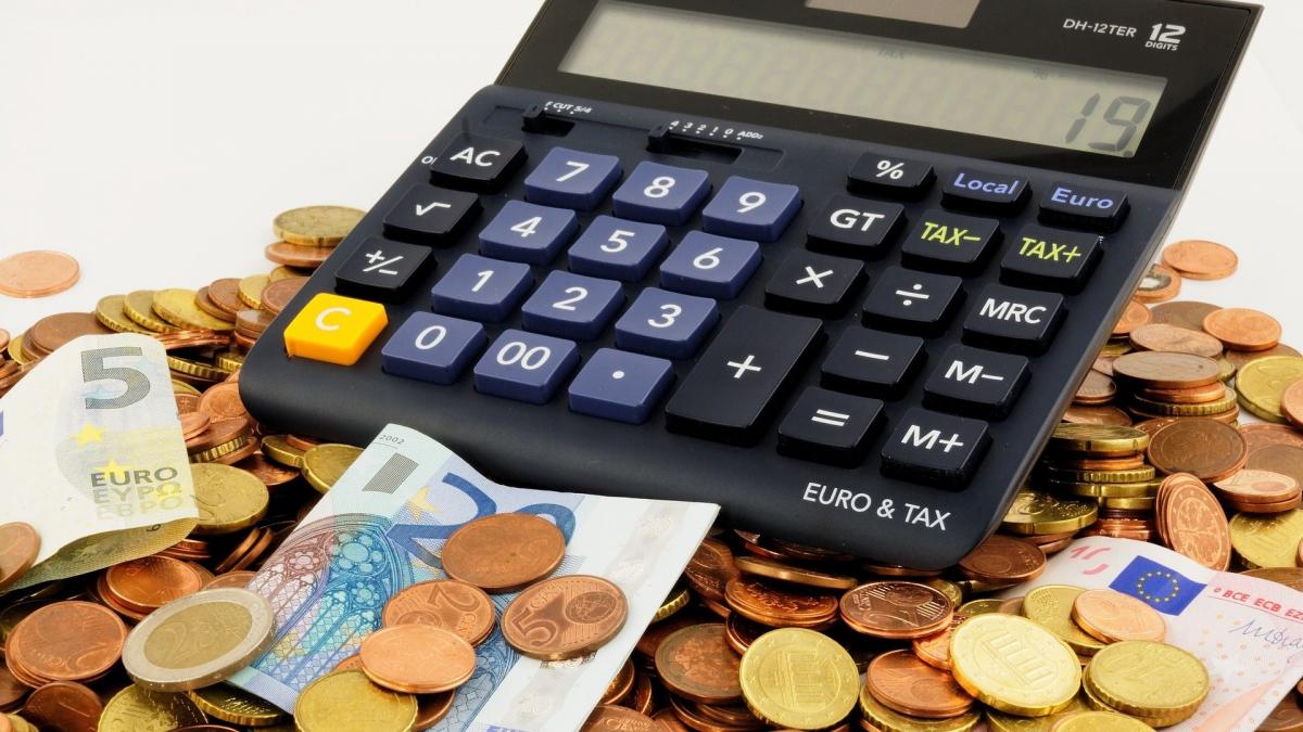 Symbolfoto Geld, Finanzen, Steuern, Haushalt von Pixabay.com