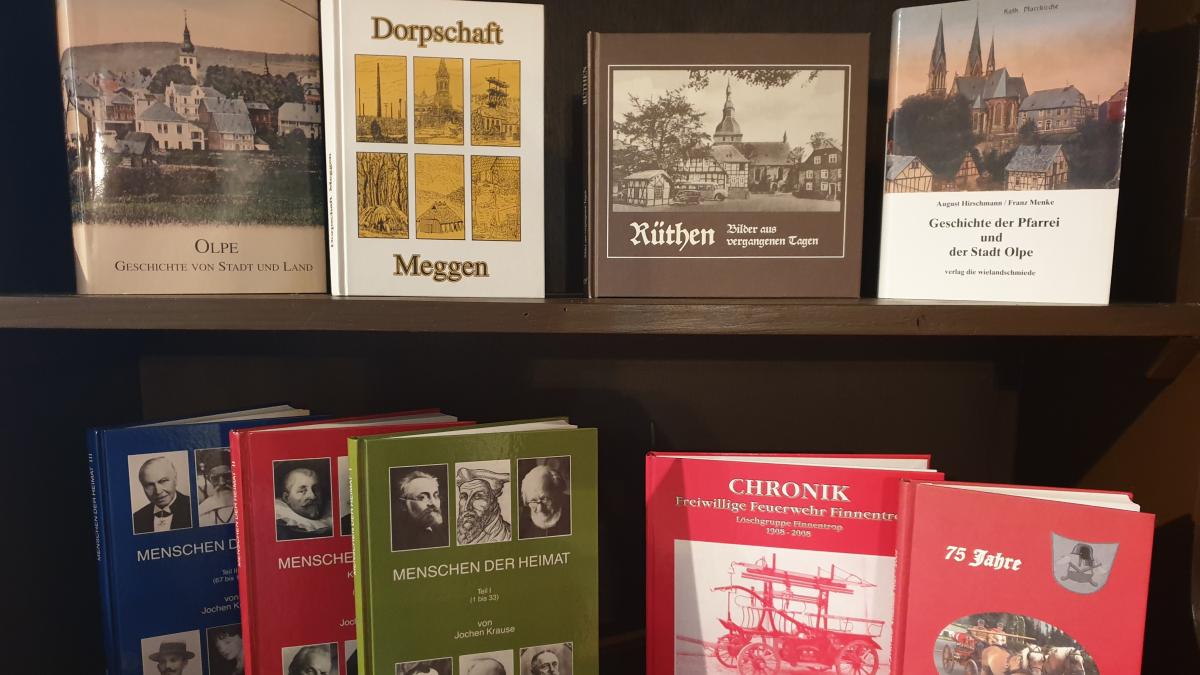 Eine kleine Auswahl aus dem Angebot des Heimatbundes Gemeinde Finnentrop an antiquarischer Heimatliteratur. von privat