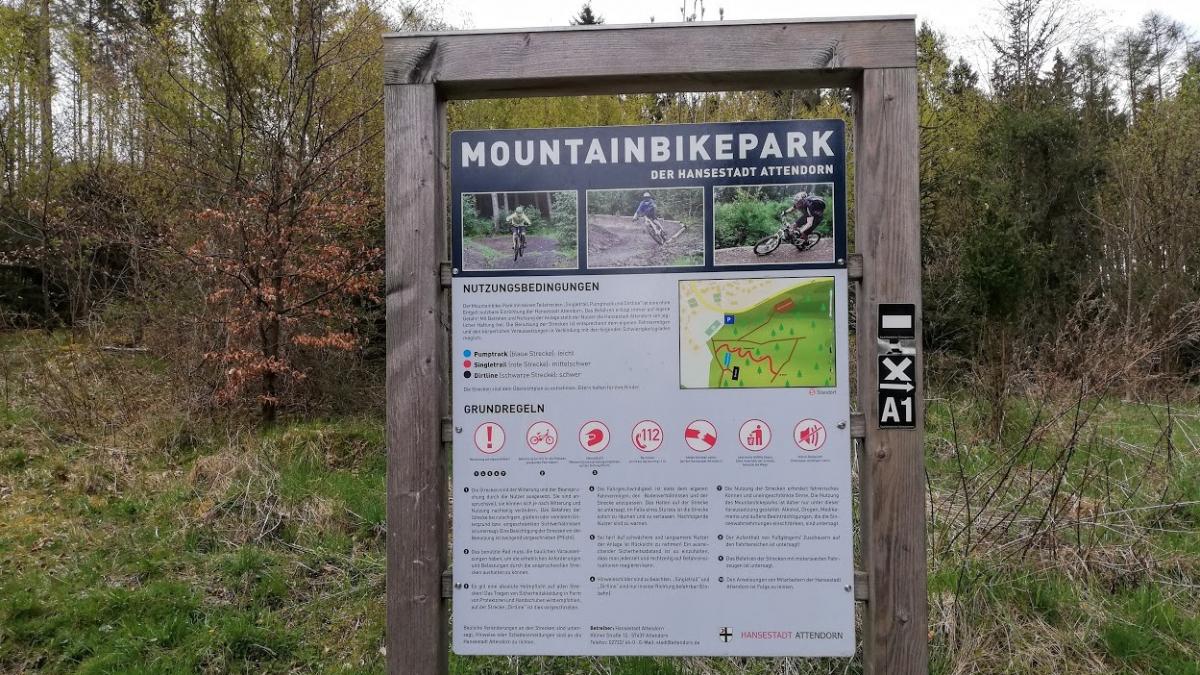 Der Mountainbike-Park Attendorn bekommt einen weiteren Trail. von Adam Fox