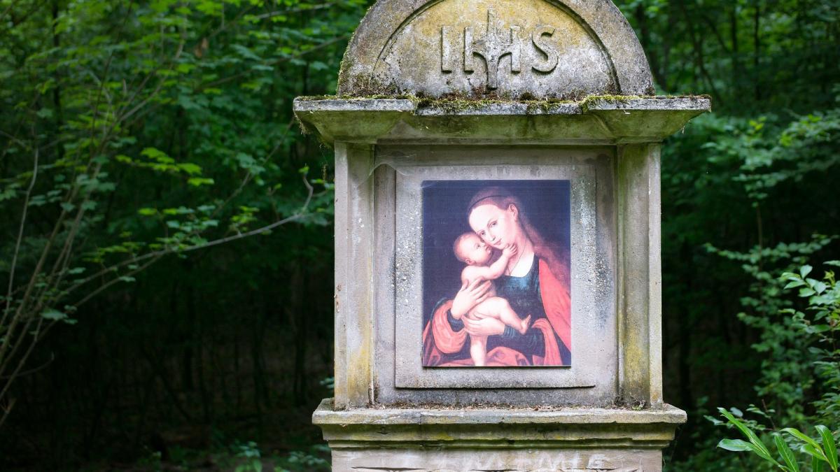 Symbolfoto eines Marienbildstocks. von Pixabay.com