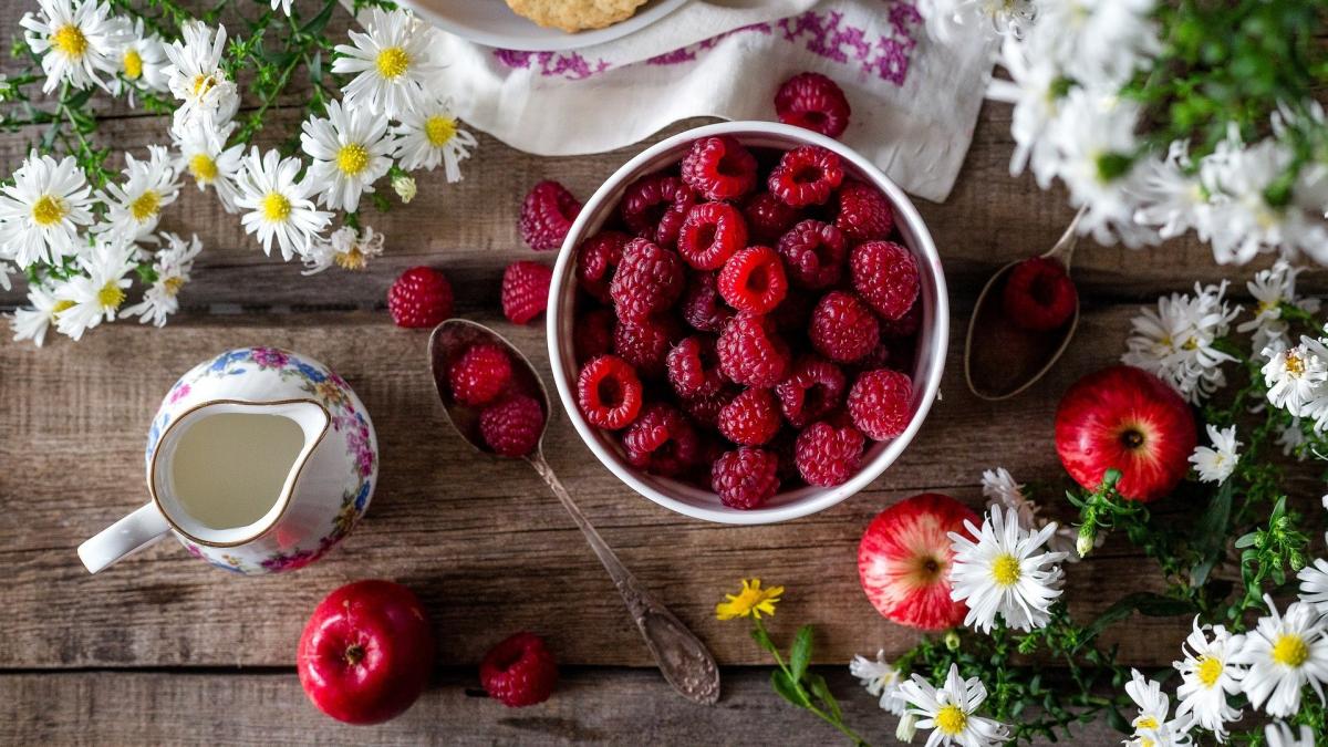 Im Frühling blühen nicht nur die Blumen, sondern auch viele Allergien. Welchen Einfluss die Ernährung darauf hat, erklärt Ernährungsberaterin Corinna Wiffel im Gespräch mit LokalPlus. von pixabay