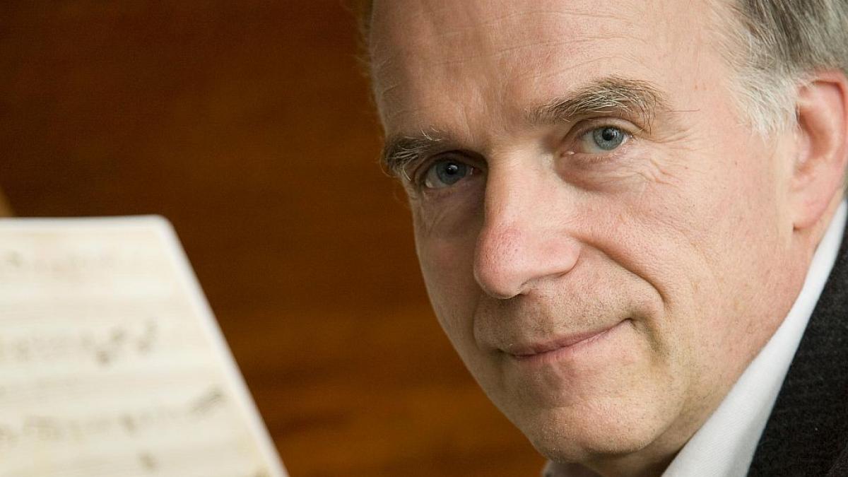 Prof. Johannes Geffert gestaltet das Konzert am 19. September in Hünsborn mit Werken u.a. von Bach, Mendelssohn und Saint-Saens. von T. Lemnitzer