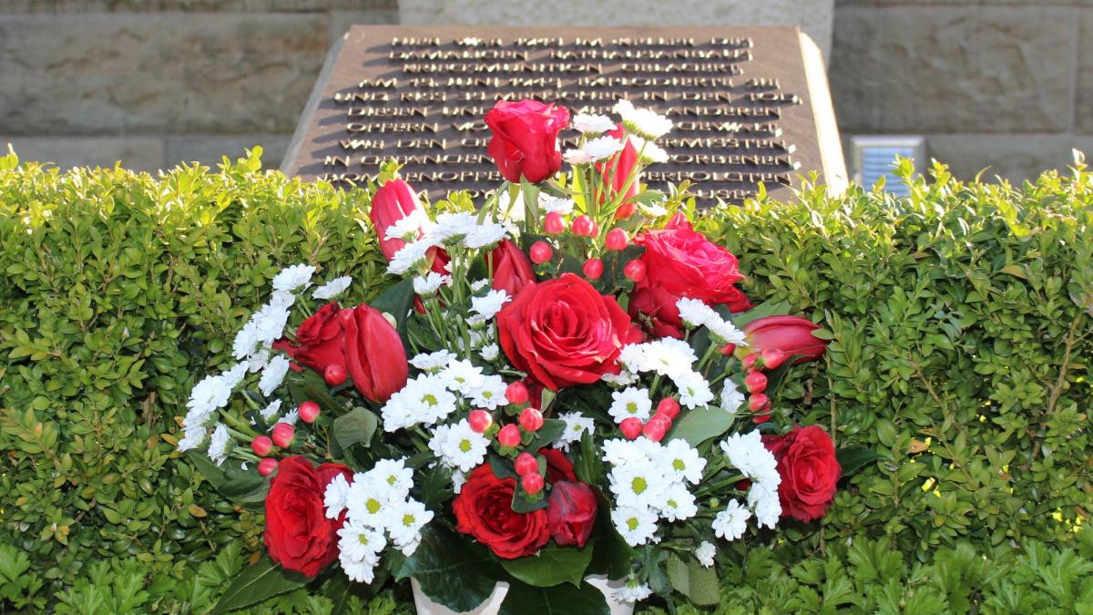 Die Stadt Attendorn gedenkt der Opfer der Munitionsexplosion vom 15. Juni 1945. An jenem Tag starben 35 Menschen. von Stadt Attendorn