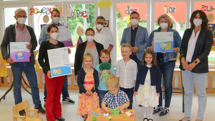  St. Antonius-Kindergarten Hofolpe erhält Auszeichnung Bildidee 