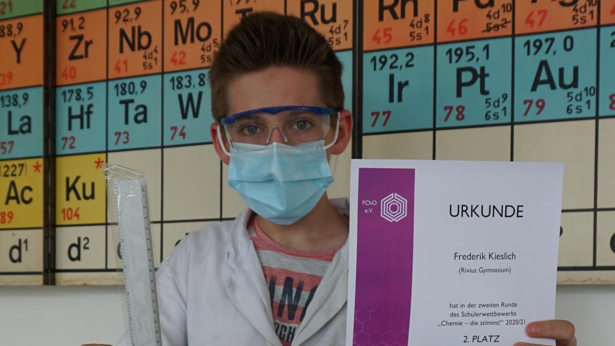 Frederik Kieslich ist mit seinem Abschneiden beim Wettbewerb „Chemie – die stimmt!“ zufrieden. von privat