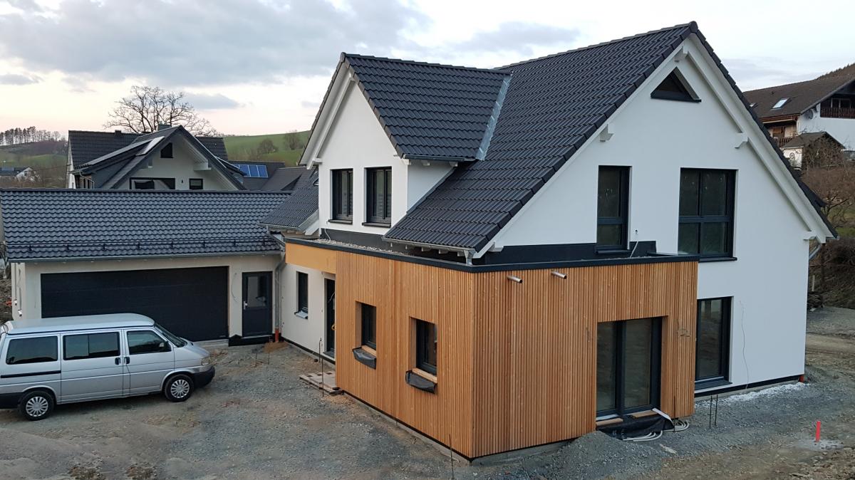 Das eigene Traumhaus ganz nach den Wünschen der Kunden gebaut- mit Zimmermann Haus wird dieser Traum Wirklichkeit. von Zimmermann Haus GmbH