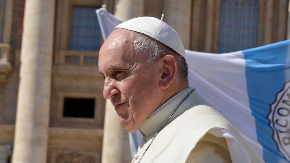 Hat sich Papst Franziskus mit seinem Schreiben „Amoris Laetitia“ einen Gefallen getan? Darüber möchte das Geistige Zentrum Kohlhagen diskutieren. von Symbolfoto Pixabay