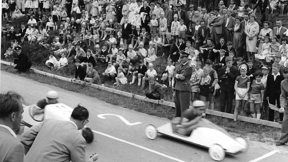 Zu den Seifenkisten-Rennen in den 1960ern finden sich ebenfalls Fotos im neu erschienenen Bildband. von privat