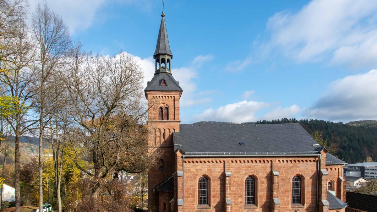 Symbolfoto: Die evangelische Kirche in Altenhundem. von Nils Dinkel