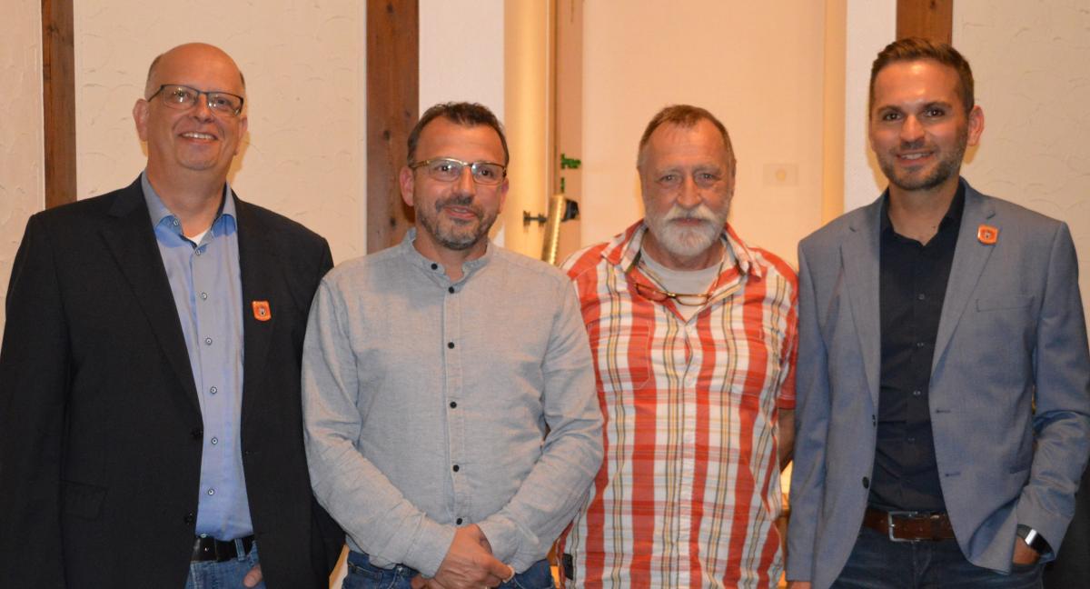 Ehrenpräsident Jürgen Sprenger, Ehrenmitglieder Holger Bergehaus und Hans-Peter Wilmes sowie Präsident Dr. Thomas Buchmann (v.l.). von privat