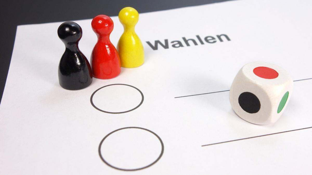 Symbolfotos Wahl, Bundestagswahl, Wahlbenachrichtigung, Wahlen, Bundestag von Pixabay.com