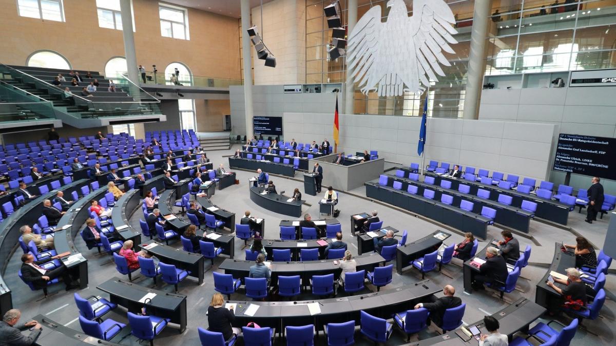Drei Abgeordnete aus dem Kreis Olpe gehören wieder dem Bundestag an. von Pixabay.com