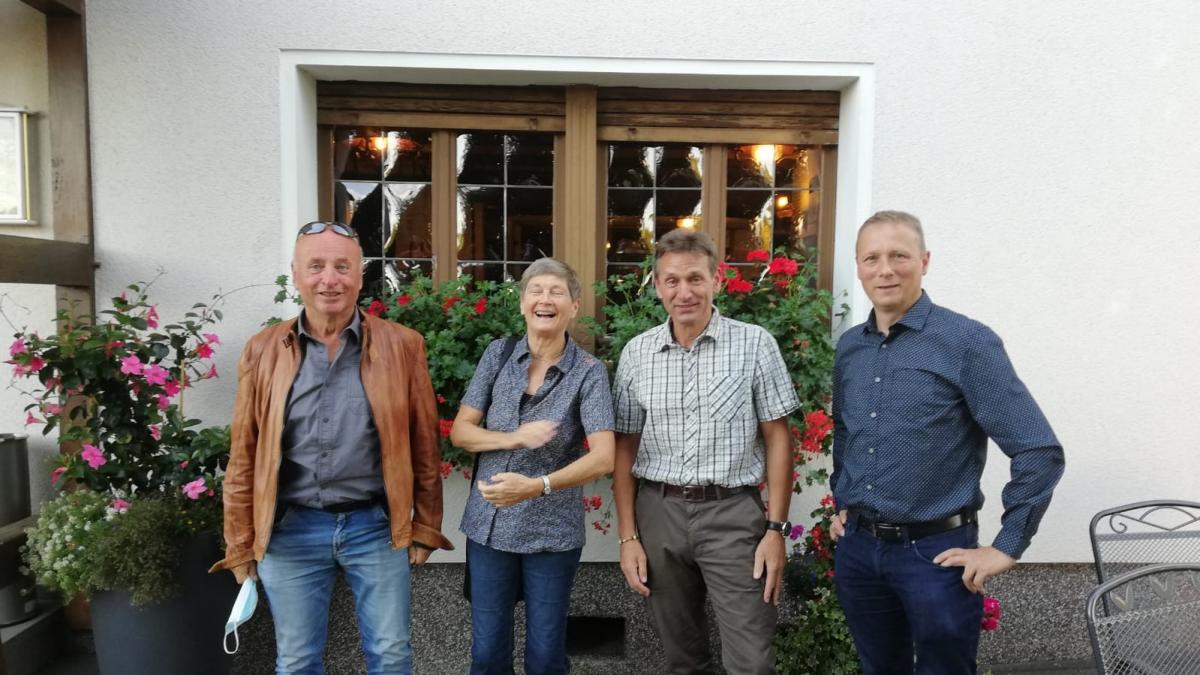 Die Gründungsmitglieder des Skiclubs Gerlingen, von links: Heinz Werner Halfar, Bianca Feldmann, Reimund Schmidt und Martin Dornseifer. Peter Häner, nicht im Bild, gehörte ebenfalls zu den Gründungsmitgliedern. von privat