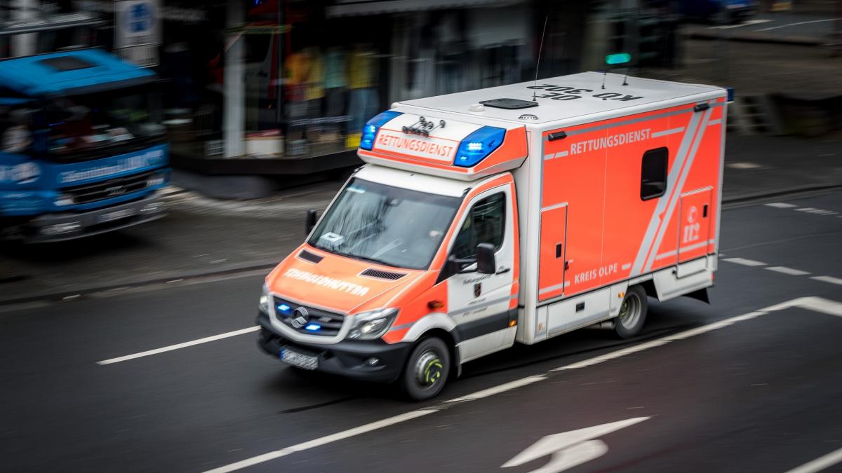 Symbolfoto Rettungswagen von Nils Dinkel