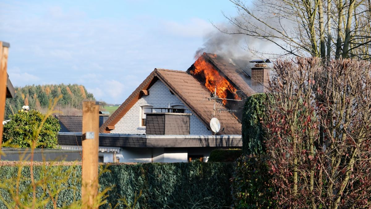 Das Feuer in Neu-Listernohl richtete einen großen Schaden an. von Adam Fox