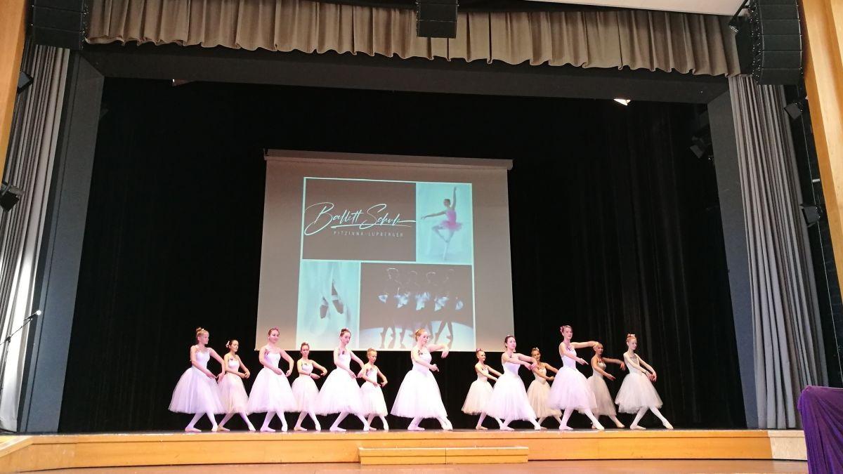 Archivbild aus dem Jahr 2019: Auf der Bühne zeigten einige Akteure ihr Können. von Catriona Rath