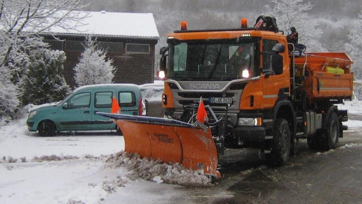 Ein Lkw des Baubetriebshofes Olpe. von privat